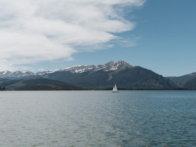 Hanoï 2026 : le Championnat de bateaux-dragons et de SUP, un événement qui attire les foules