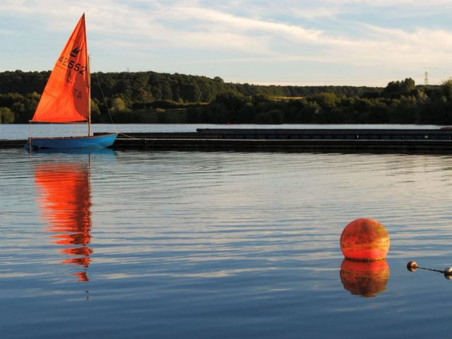 Réglementation et zones de navigation sur lac